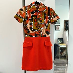 Vintage 60s/70s orange floral poly mini dress Size Small